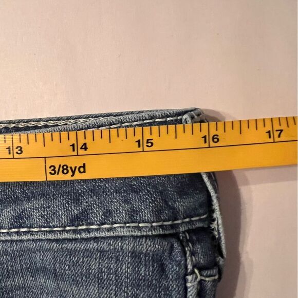 True Religion Straight Leg Jeans Womens 29 Low Rise Med Wash - Picture 11 of 14